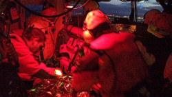 El helic&oacute;ptero evacua del Monte Buciero una mujer indispuesta
