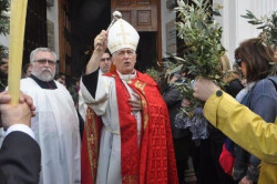 El obispo de C&aacute;diz suspende su agenda para esclarecer las acusaciones de pederastia, que califica de "falsas"