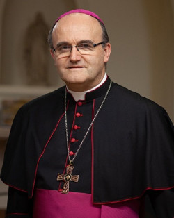 El obispo Munilla, en una catequesis en Lisboa: "Dios no se equivoca, nadie nace en un cuerpo equivocado"