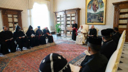 El Papa no pronuncia su discurso ante sacerdotes ortodoxos por un "fuerte resfriado"