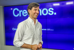 El PP cree que S&aacute;nchez no se atreve a cesar a Garz&oacute;n para no emprender una "batalla" con Yolanda D&iacute;az