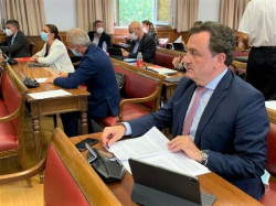 El PP denuncia en el Senado el "desinter&eacute;s" del Gobierno por la red de cercan&iacute;as de Cantabria