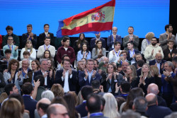 El PP dice que el Congreso del PSOE fue "una adoraci&oacute;n al l&iacute;der" propia de pa&iacute;ses "antidemocr&aacute;ticos"