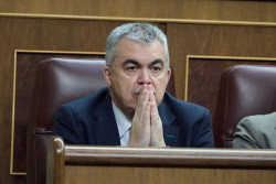 El PP insiste a Armengol para que frene el pago del `finiquito` de 19.000 euros del Congreso a Santos Cerd&aacute;n