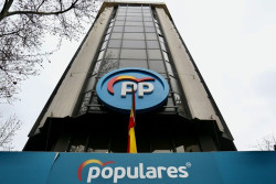 El PP registra 500 nuevas afiliaciones en los 20 d&iacute;as de Feij&oacute;o como presidente del partido