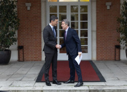 El PP, tras la reuni&oacute;n entre S&aacute;nchez y Feij&oacute;o en Moncloa: "Salimos igual que entramos"