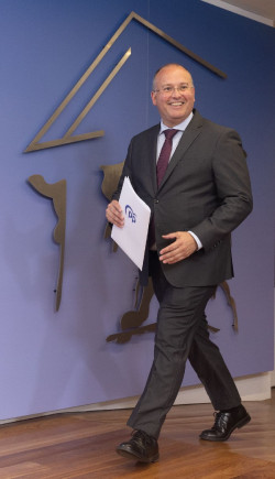 El PP ve un "esperpento" la imagen de Bego&ntilde;a G&oacute;mez en el juzgado y pide que tenga el mismo trato que cualquier ciudadano