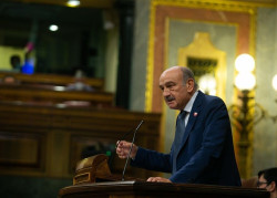 El PRC,Maz&oacute;n, dice que se  apoyar&aacute;n los PGE porque el Gobierno "ha cumplido los compromisos" con Cantabria