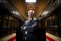 El presidente del Senado descarta ampliar el uso de las lenguas cooficiales: "El castellano nos une a todos"