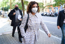 El PSOE constata las discrepancias entre sus `barones` por la financiaci&oacute;n y acepta que hablen con el PP