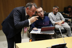 El PSOE no da soluci&oacute;n al tremendo problema de la ocupaci&oacute;n ilegal de viviendas ,`okupas`, y culpa a sus socios  comunistas de Podemos 