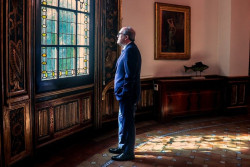 El recolocado de S&aacute;nchez que hizo el rid&iacute;culo electoral con Ayuso pasa del incumplimiento de las sentencias en Catalu&ntilde;a 