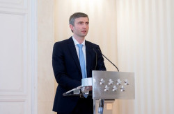 El representante de Ucrania en Espa&ntilde;a no entiende por qu&eacute; OTAN env&iacute;a misiles y no env&iacute;a cazas de combate 