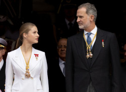 El Rey advierte a la Princesa de que la democracia y la libertad requieren "un cuidado continuo"