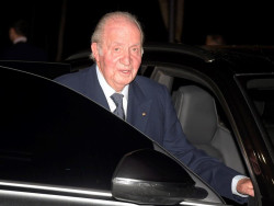 El Rey em&eacute;rito quiere volver cuando su regreso no genere "ninguna inestabilidad" a Felipe VI
