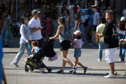 El TJUE multa a Espa&ntilde;a por el retraso en trasponer la directiva de conciliaci&oacute;n de progenitores y cuidadores