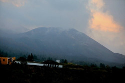 El volc&aacute;n de La Palma, a solo un d&iacute;a de darse oficialmente por apagado