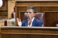 Errej&oacute;n podr&aacute; cobrar una indemnizaci&oacute;n de 25.000 euros por sus ocho a&ntilde;os de diputado en el Congreso
