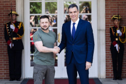 Espa&ntilde;a entregar&aacute;  a Ucrania 1.130 millones de euros para armamento este a&ntilde;o con la oposici&oacute;n de sus socios ,Bildu y comunistas de Sumar