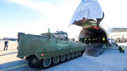 Espa&ntilde;a env&iacute;a armas a Ucrania por valor de 21 millones en el marco de los esfuerzos europeos