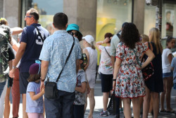 Espa&ntilde;a registra nuevo record de poblaci&oacute;n, con 49,3 millones de habitantes, gracias a los inmigrantes 