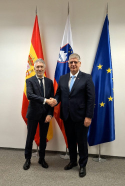 Espa&ntilde;a y Eslovenia acuerdan impulsar operaciones conjuntas en las rutas usadas por el crimen organizado en los Balcanes