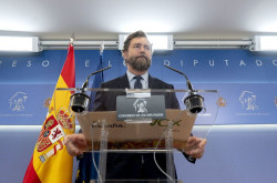 Espinosa de los Monteros alega motivos personales para dejar el Congreso y la direcci&oacute;n de Vox, pero seguir&aacute; militando