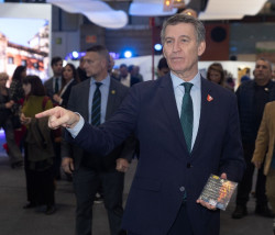 Feij&oacute;o acusa a S&aacute;nchez de "enga&ntilde;ar" a pensionistas y usarlos como "rehenes": "Est&aacute; bloqueado y pretende bloquear Espa&ntilde;a"