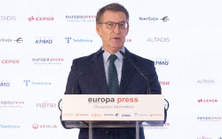Feij&oacute;o acusa a S&aacute;nchez de llevar a Espa&ntilde;a al "precipicio constitucional": convierte al TS en represor