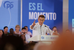 Feij&oacute;o apela a los "moderados" y a los "decepcionados" con S&aacute;nchez para repetir la mayor&iacute;a absoluta de Andaluc&iacute;a