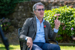 Feij&oacute;o avisa que el PP no puede aceptar inmigrantes ilegales que vienen a Espa&ntilde;a con mafias para "no cumplir las leyes"