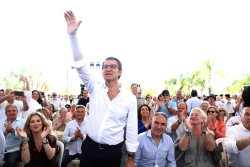 Feij&oacute;o conmemora el 45 aniversario de las primeras elecciones democr&aacute;ticas y elogia a los pol&iacute;ticos de la Transici&oacute;n