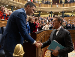Feij&oacute;o desvela su saludo a S&aacute;nchez tras ser reelegido: "Esto es una equivocaci&oacute;n"