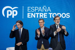 Feij&oacute;o exhibe la unidad del PP junto a Aznar y Rajoy: "Ahora toca volver a unir a los espa&ntilde;oles"
