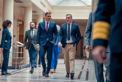 Feij&oacute;o exige a S&aacute;nchez prometer que no pactar&aacute; con Bildu tras 28M 