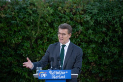 Feij&oacute;o marca su hoja de ruta: foco en la econom&iacute;a y no caer en las "trampas" de S&aacute;nchez con las normas ideol&oacute;gicas
