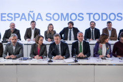 Feij&oacute;o pide a sus cargos seguir en alerta porque ni siquiera el Gobierno sabe lo que va a pasar