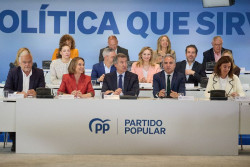Feij&oacute;o prosigue este lunes su gira por Espa&ntilde;a para ser reelegido l&iacute;der del PP y visitar&aacute; Cantabria el s&aacute;bado 7