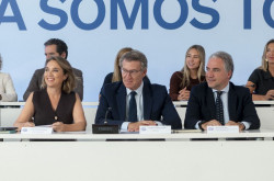 Feij&oacute;o retoma la batalla econ&oacute;mica: contra el "saqueo fiscal" de S&aacute;nchez y el "silencio" de Vox con aranceles de Trump
