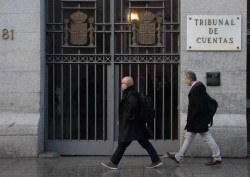 Fiscal&iacute;a sigue de rebajas  contra los excargos del Govern pasando de 9,5 millones calculados por el Tribunal de Cuentas a 3,4 millones de euros...