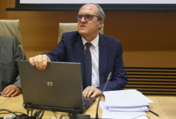Gabilondo sobre la inmersi&oacute;n ling&uuml;&iacute;stica: "No caigamos en la trampa de hacer de las lenguas veh&iacute;culos de confrontaci&oacute;n"