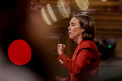 Gamarra censura que S&aacute;nchez se suba el sueldo 