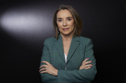 Gamarra dice que Yolanda D&iacute;az es la "misma comunista de siempre" aunque haya cambiado "el peinado y el armario"