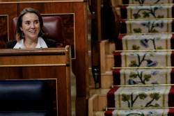 Gamarra niega que la direcci&oacute;n del PP est&eacute; molesta con Ayuso y dice que la "obsesi&oacute;n" de S&aacute;nchez es desgastar a Feij&oacute;o