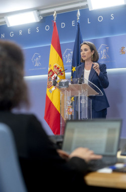 Gamarra pregunta a S&aacute;nchez si va a permitir un refer&eacute;ndum en Catalu&ntilde;a