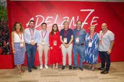 G&oacute;mez de Diego sale de la Ejecutiva Federal del PSOE a la que entra la concejala de Santo&ntilde;a, Carmen Gonz&aacute;lez