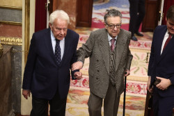Gonz&aacute;lez se declara "amigo" de Borja Cabez&oacute;n, aunque no conoce su actividad profesional, y se niega a "dejarlo tirado"