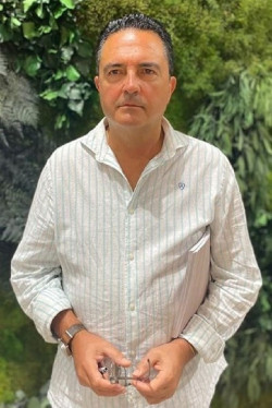Gustavo Gonz&aacute;lez, exdirector de la Sociedad de Cultura, sustituir&aacute; a Juan Carlos Ruiz al frente de El Soplao