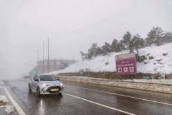 Hasta 20 cent&iacute;metros de nieve, olas hasta 5 metros y vientos de 80km/h ponen en riesgo este s&aacute;bado a 13 provincias