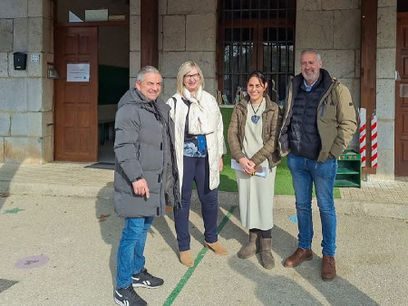 Hazas de Cesto garantiza la continuidad del aula de 0 a 1 años y el comedor tras un acuerdo con Educación
